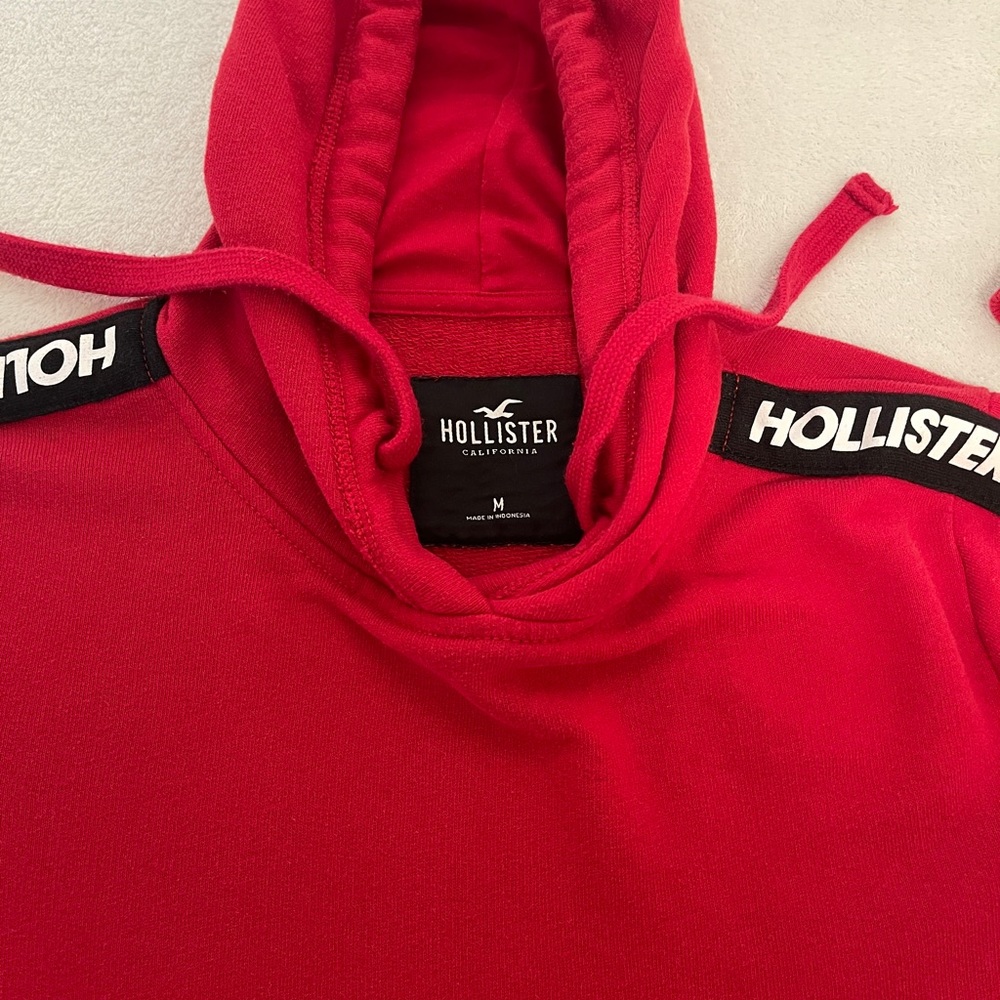 Hollister Women’s Red Long Sleeve Cropped Top Hoodie Size Medium - Picture 4 of 10